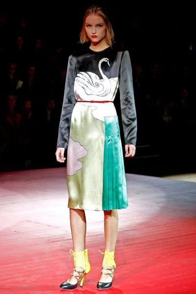 Look 26